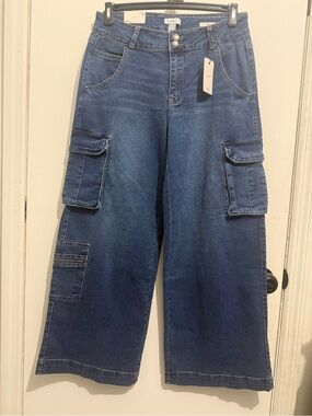Forever 21 Cargo Wide Leg Jeans NWT Dark Wash Size 28